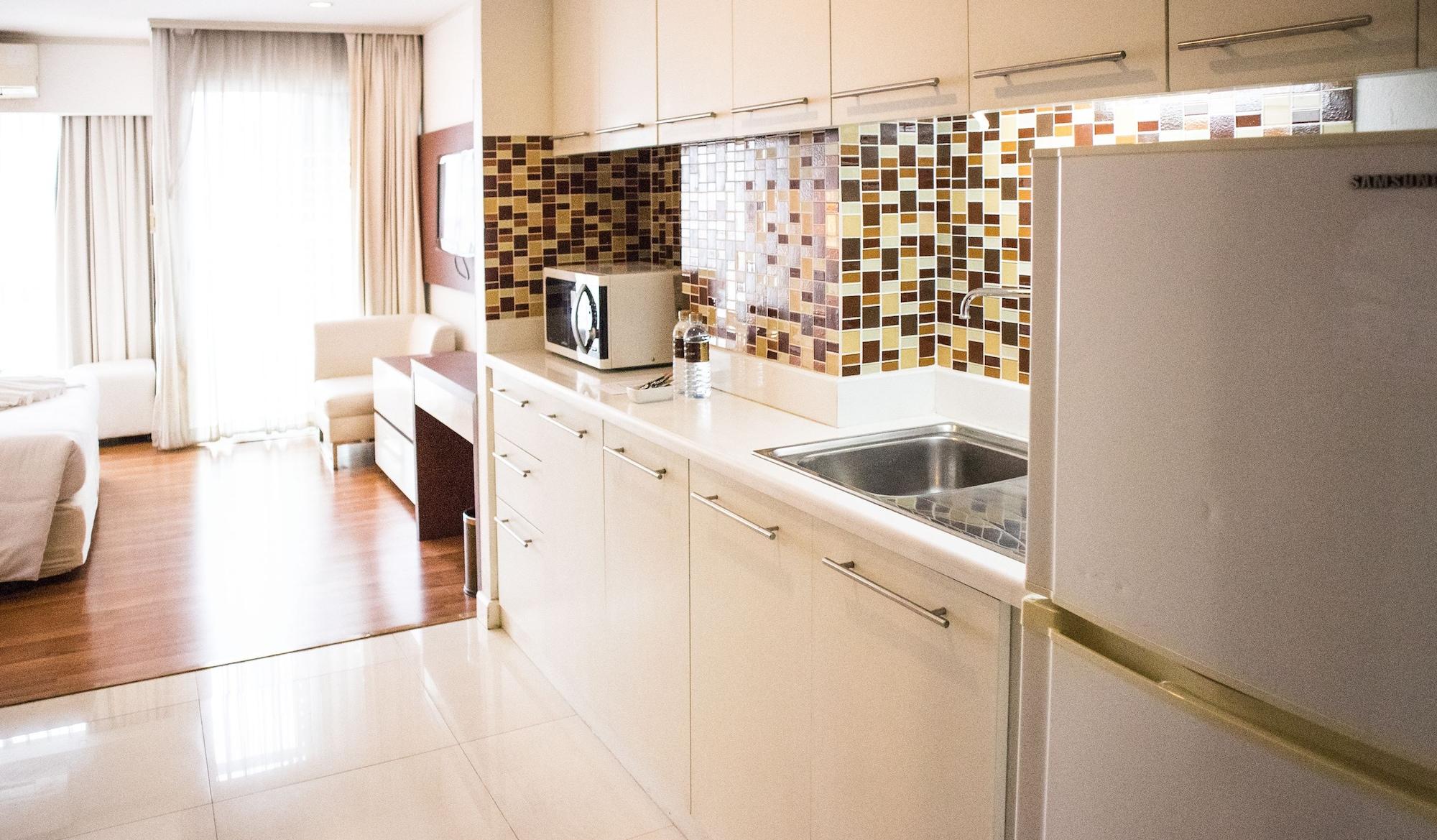 สาทร เกรซ เซอร์วิส เรสซิเดนซ์ Aparthotel กรุงเทพมหานคร ภายนอก รูปภาพ